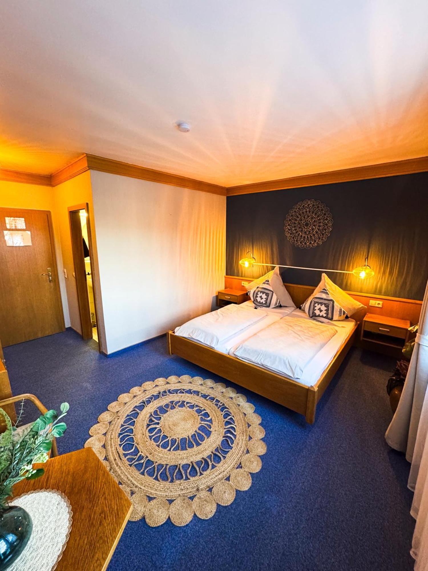 Hotel Guelser Weinstube Coblenza Esterno foto