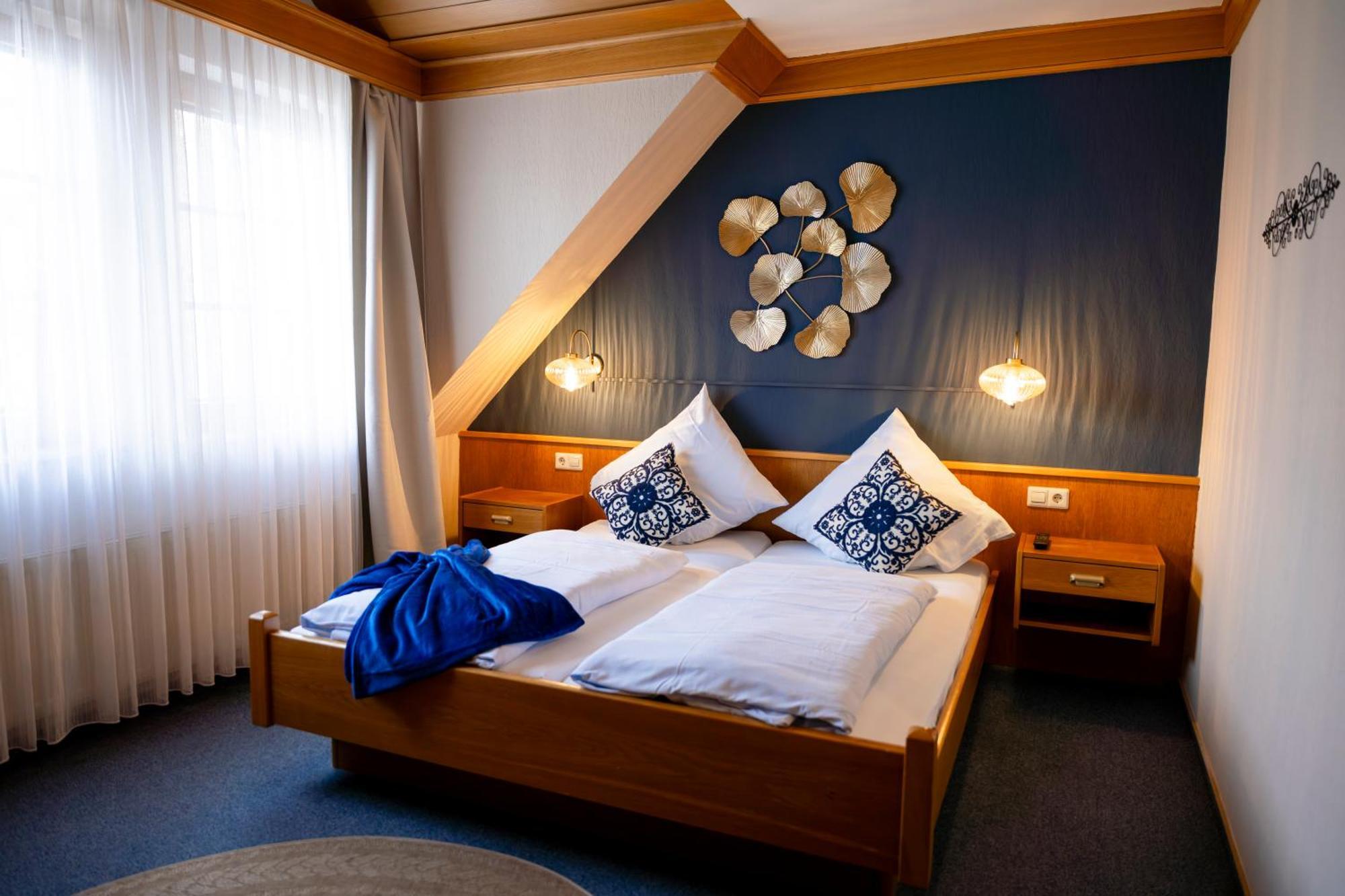 Hotel Guelser Weinstube Coblenza Esterno foto